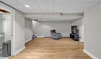 23 Blissdale Ave, Cumberland, RI 02864
