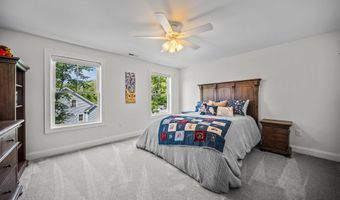 71 Signature Dr, Barrington, NH 03825