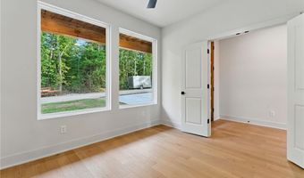 23 Kirkwall Ln, Bella Vista, AR 72715