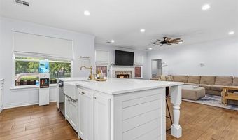 1707 Warwick Cir, Ardmore, OK 73401