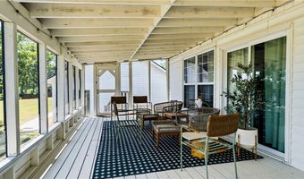 4301 SW 2nd St, Bentonville, AR 72712