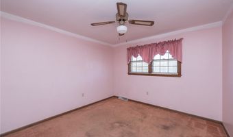 221 Greenland Rd, Anderson, SC 29626