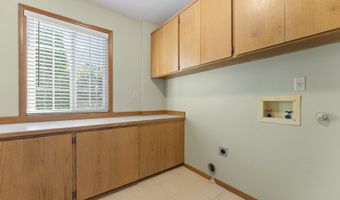 16808 NW YORKTOWN Dr, Beaverton, OR 97006