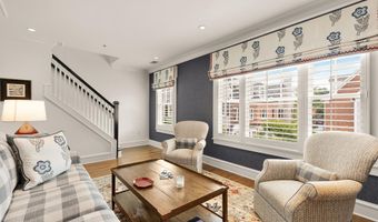 7449 ARLINGTON Rd, Bethesda, MD 20814