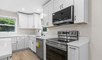 114 Farrarville Rd, Belmont, NH 03220