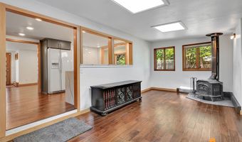 2641 W 27th Ave, Anchorage, AK 99517