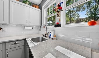 2051 W Livingston St, Allentown, PA 18104