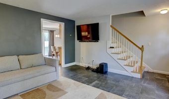 18 Tea Kettle Ln, Wells, ME 04090