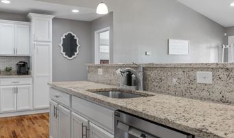 218 Little Man Dr, Boiling Springs, SC 29316