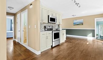 25 Woodbine St, East Providence, RI 02915