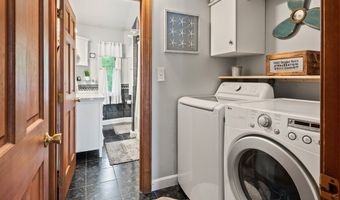 108 Pleasant Valley Rd, Amesbury, MA 01913