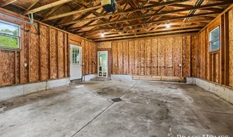 10748 100th St SE, Alto, MI 49302