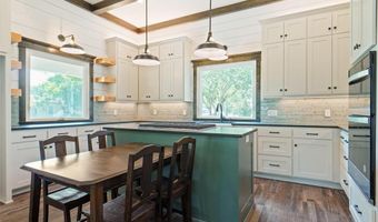 507 N Wickham St, Alvord, TX 76225