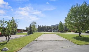 13 Bogie Ln, Blanchard, ID 83804