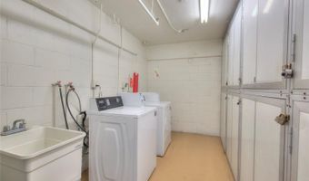 1230 GULF Blvd 304, Clearwater, FL 33767