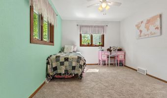 111 NE 15th Ave, Aberdeen, SD 57401