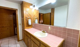 7011 Ragan Rd, McAlester, OK 74501