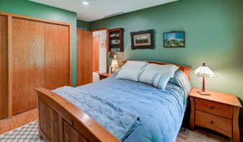 2877 Glacier Valley Rd, Fitchburg, WI 53711