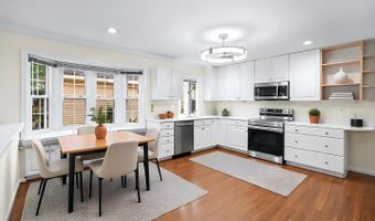 34 N GARFIELD St, Arlington, VA 22201