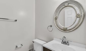 6618 FROST LAKE Ln, Alexandria, VA 22315