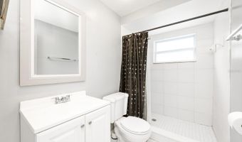 504 TEAKWOOD Dr, Altamonte Springs, FL 32714
