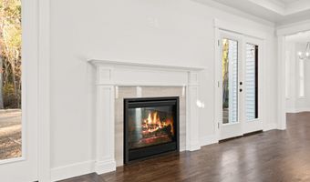 22 Bel Aire Ln, Canton, CT 06019