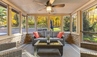 209 River Dr, Bloomfield, IN 47424