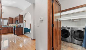 4732 N PROVIDENCE Ave 301, Appleton, WI 54913