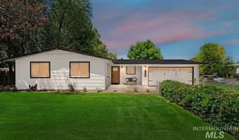 8450 W Canterbury Dr, Boise, ID 83704