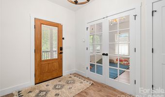 159 Wellington St, Asheville, NC 28806