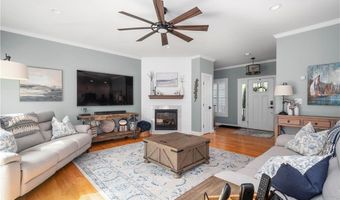 121 Stillwater Rd, Smithfield, RI 02917