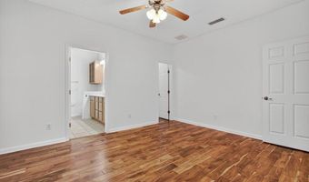 800 PARADISE Ln, Atlantic Beach, FL 32233