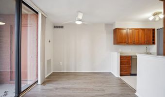 8 S VAN DORN St 103, Alexandria, VA 22304