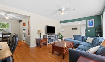 9557 Cantwell Dr, Affton, MO 63123