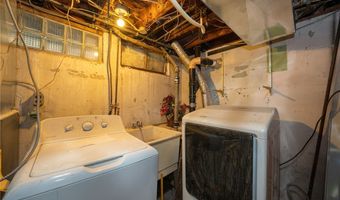 368 Grover Cleveland Hwy, Amherst, NY 14226