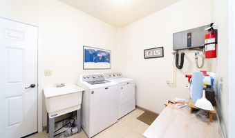 99-2056 PUKEAWE Cir, Hawaii National Park, HI 96718