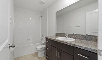 5224 WHITE CHICORY Dr, Apollo Beach, FL 33572