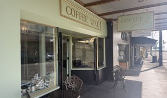 42 WAIANUENUE Ave, Hilo, HI 96720