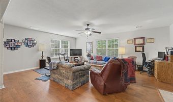 12 Hoyer Ln, Bella Vista, AR 72714