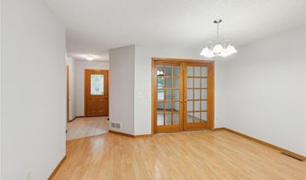 14242 Glencove Trl, Apple Valley, MN 55124