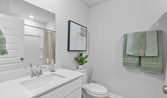 17781 Tipper Ln, Athens, AL 35611