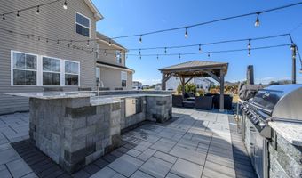41 Gina Dr, Allentown, NJ 08501