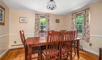 10 Roselawn Ave, North Smithfield, RI 02824