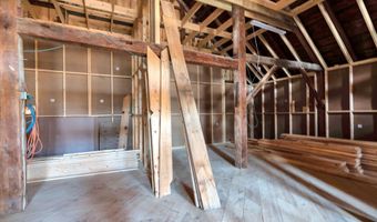 992 Pequawket Trl, Baldwin, ME 04091