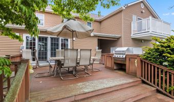 13 Evans Ave, Albertson, NY 11507