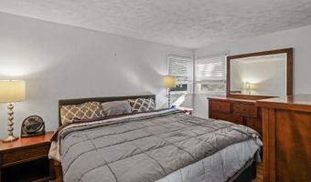 50 Circledale Dr, Cumberland, RI 02864