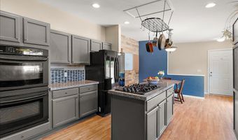 2171 Walking Horse Ln, Allegan, MI 49010