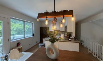 25 Highland Dr, Barnegat, NJ 08005