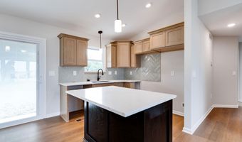 1631 N Magnolia Ct, Andover, KS 67002