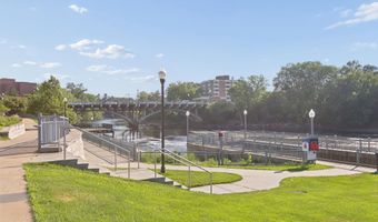 2202 6th Ave, Anoka, MN 55303